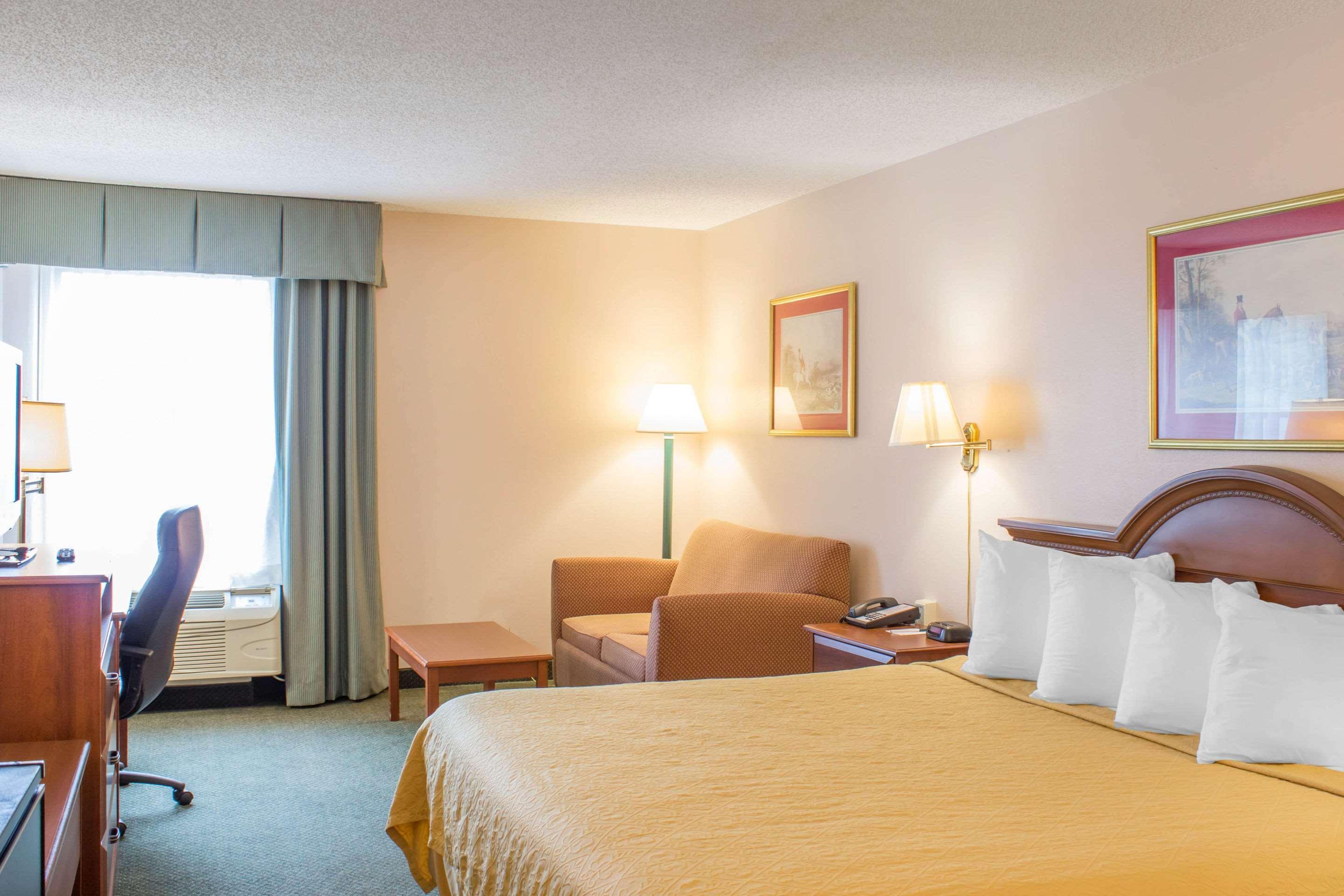 Econo Lodge Raleigh Exteriér fotografie
