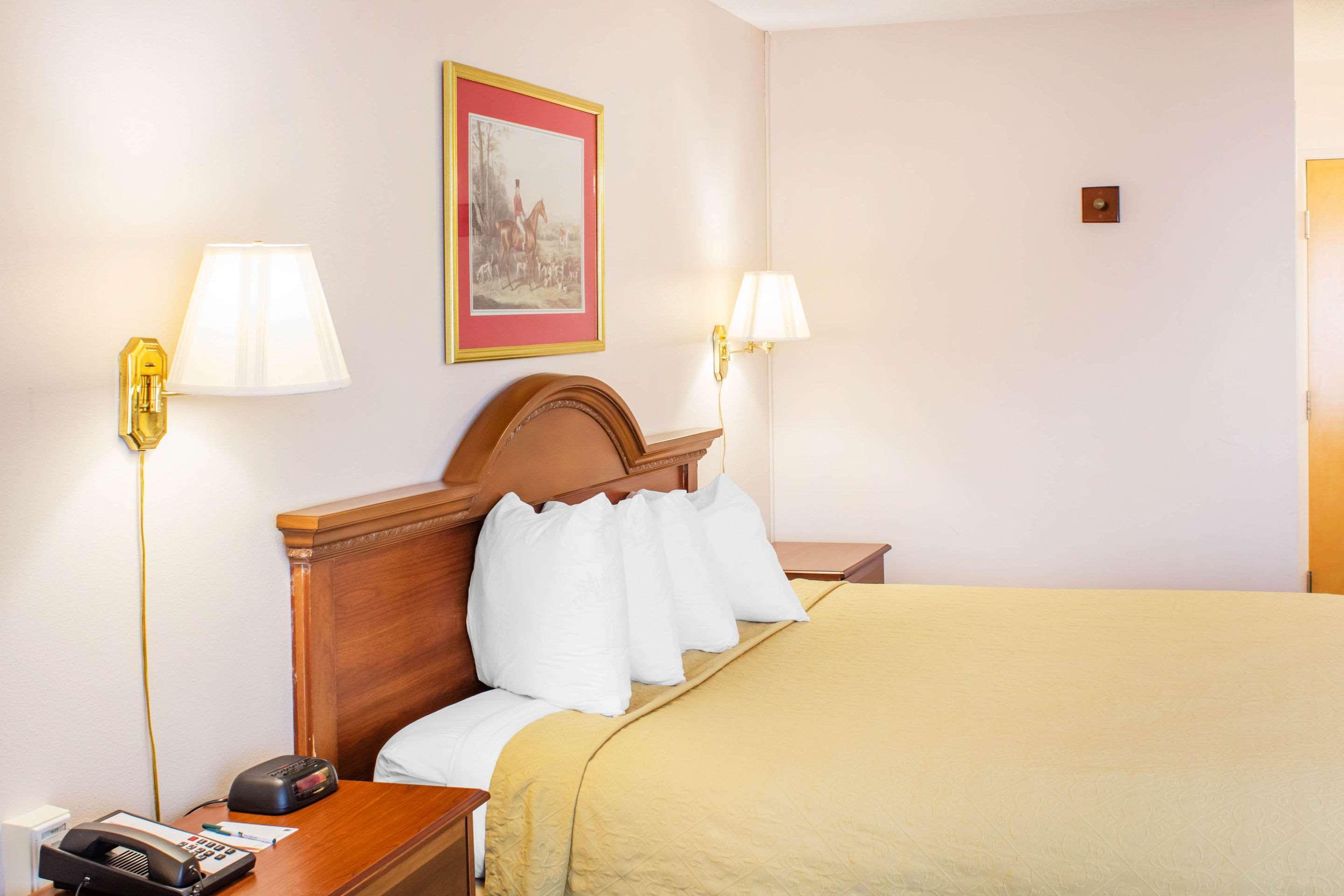 Econo Lodge Raleigh Exteriér fotografie