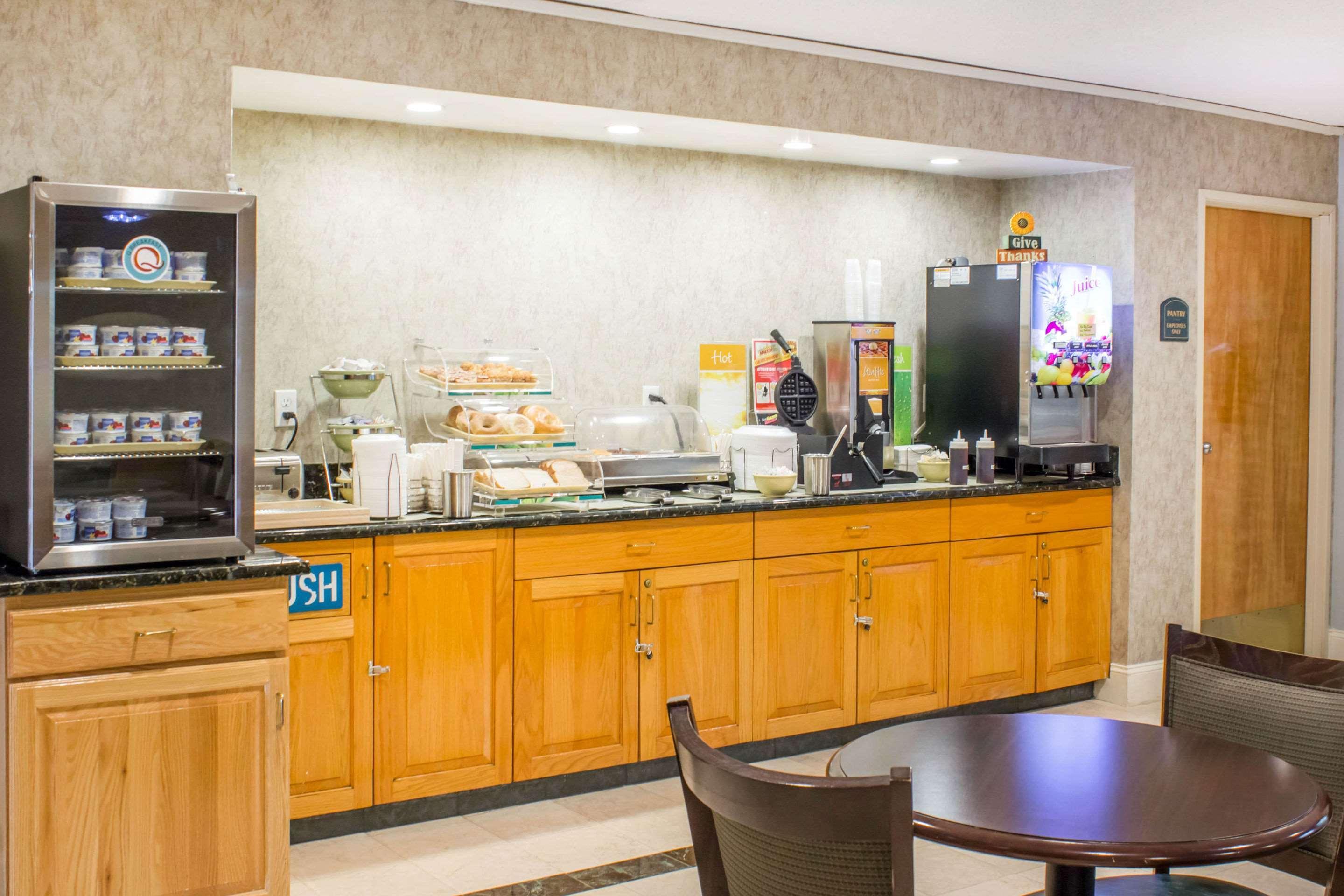 Econo Lodge Raleigh Exteriér fotografie