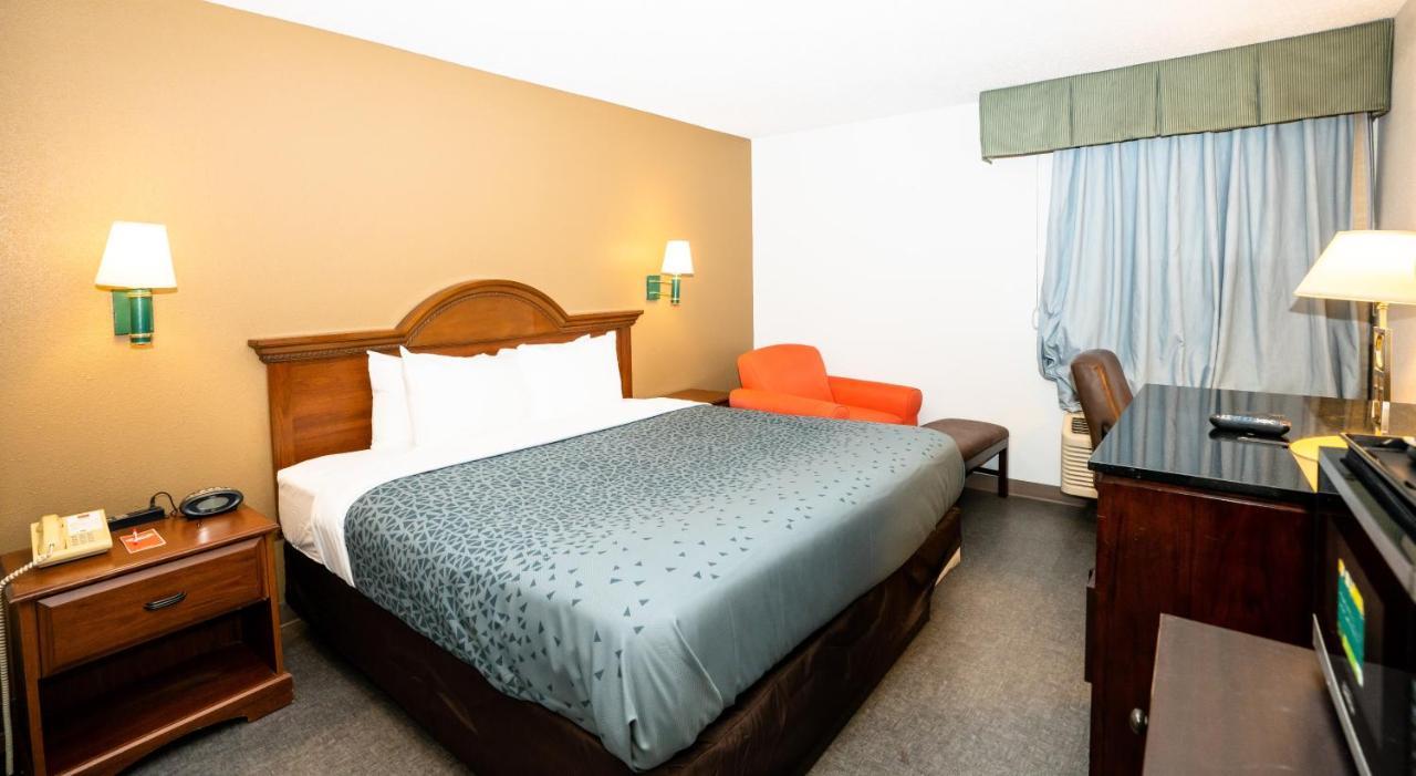 Econo Lodge Raleigh Exteriér fotografie
