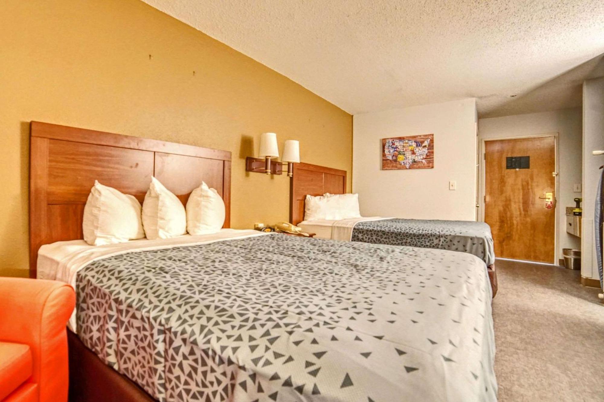 Econo Lodge Raleigh Exteriér fotografie