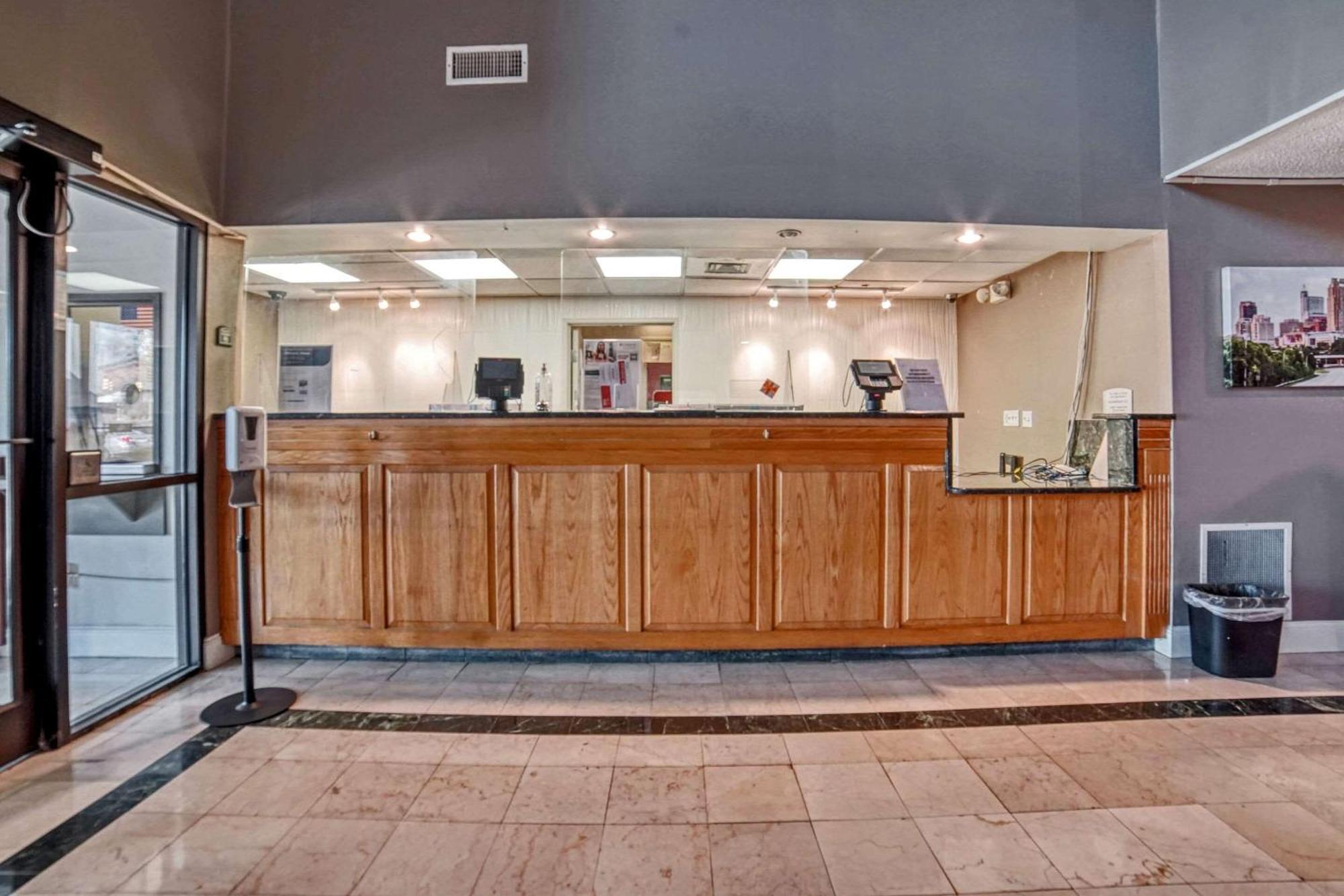 Econo Lodge Raleigh Exteriér fotografie